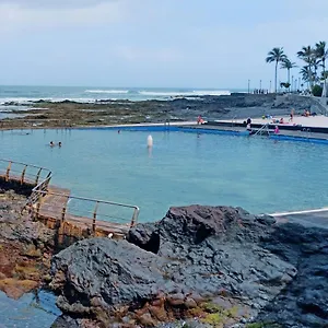 https://vivienda-vacacional-el-roquete.tenerifehoteles.net